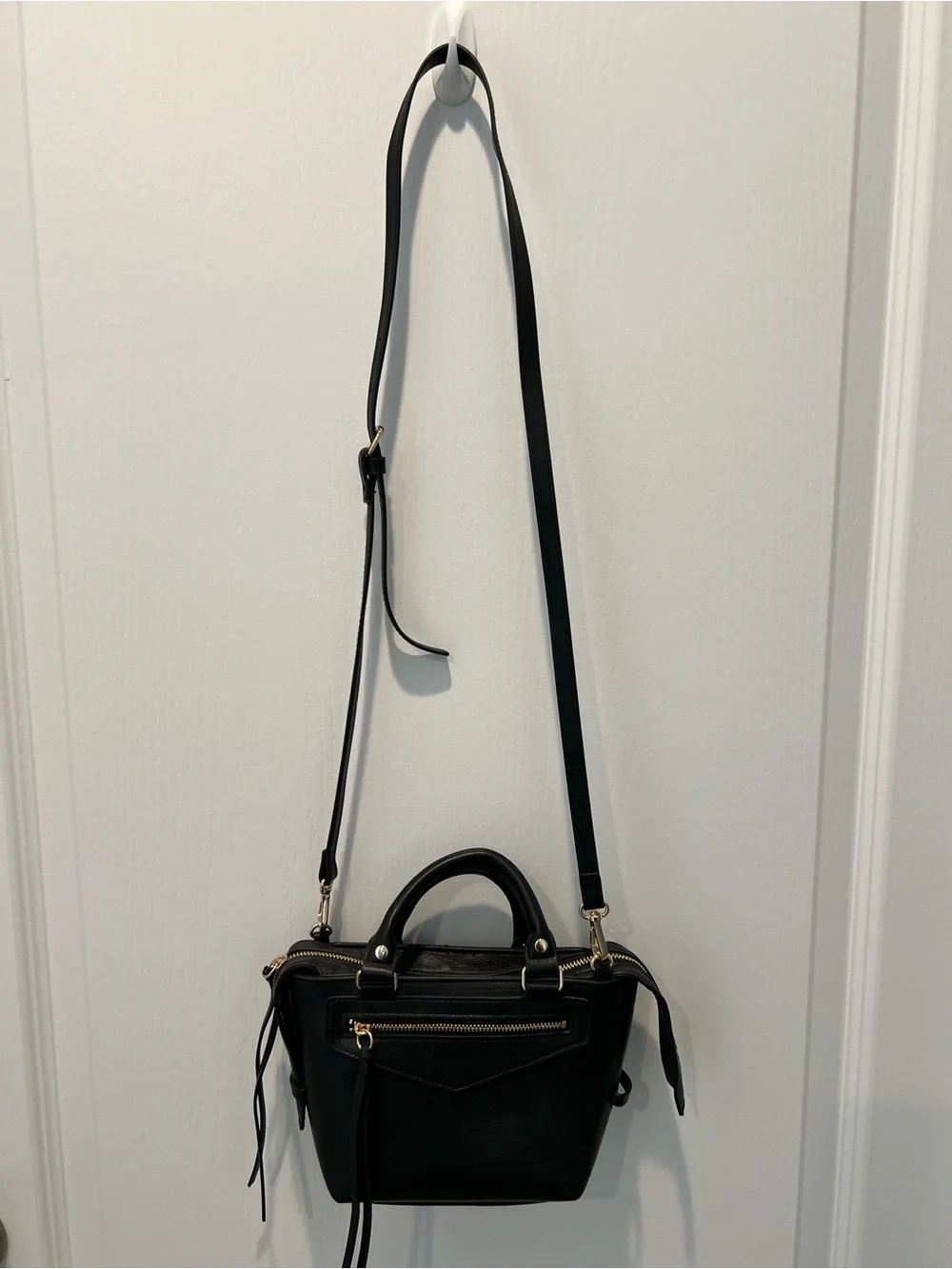 H&M compact black
